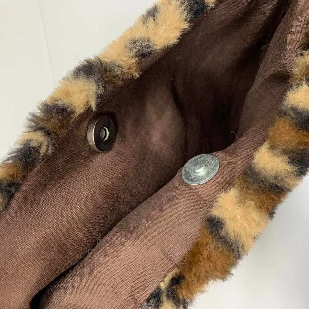 Cheetah Print Faux Fur Crossbody‎ Bag